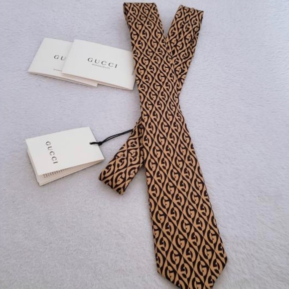 New Men’s Authentic Gucci Tie - Picture 4 of 7